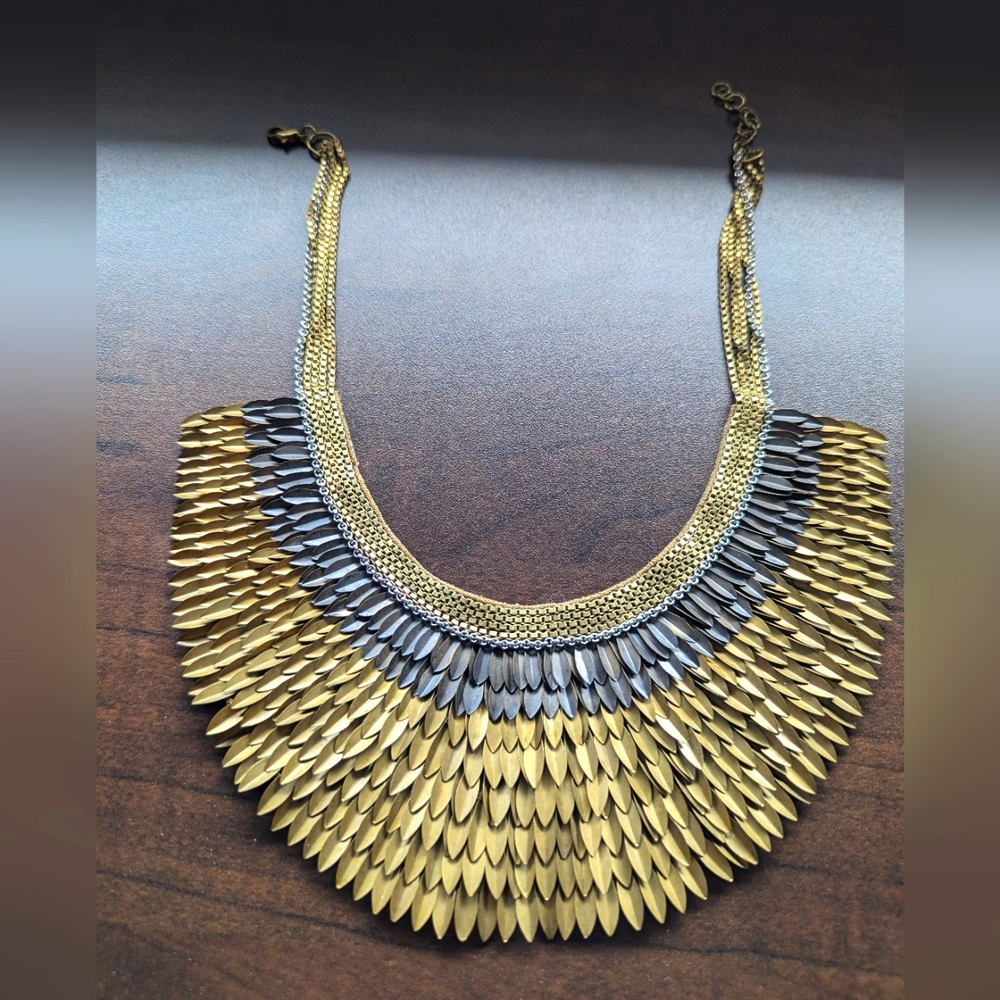 Stella and Dot bib necklace